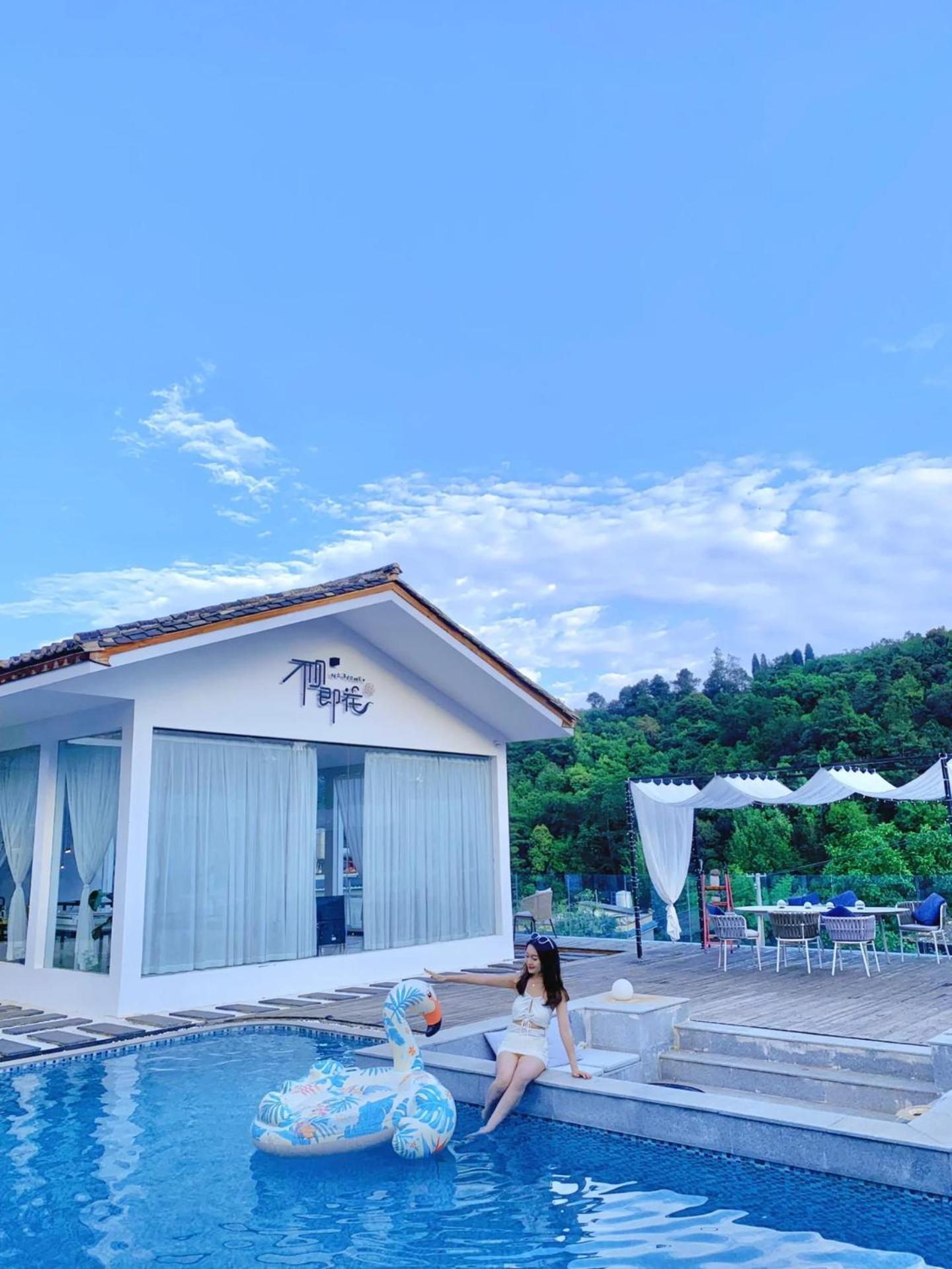 No Flowers Boutique Hostel Куньмин Экстерьер фото